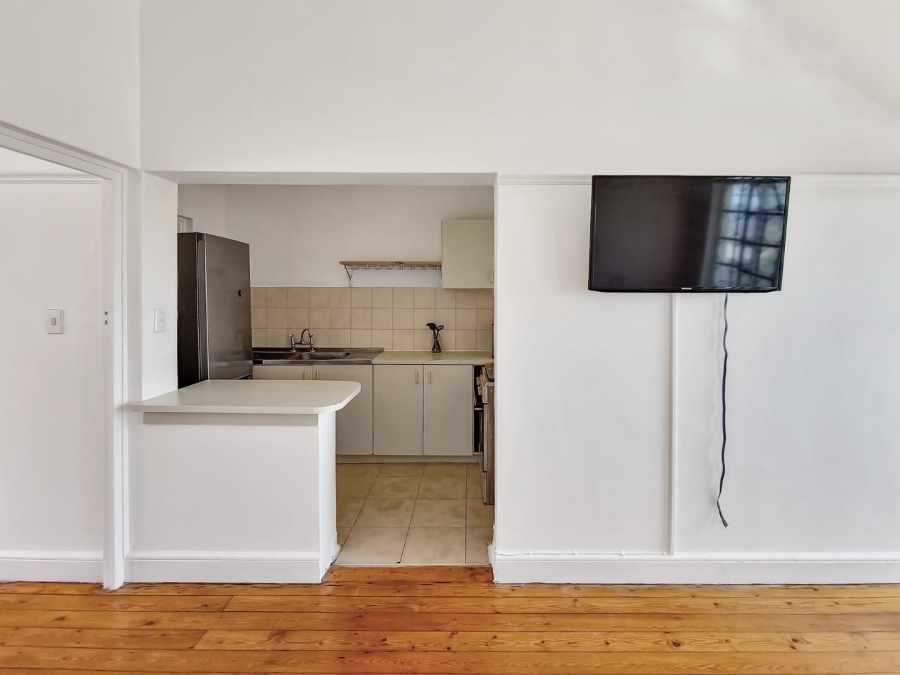 To Let 1 Bedroom Property for Rent in Gardens Western Cape